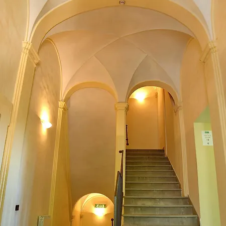 Palazzo Pierantoni * フォリーニョ
