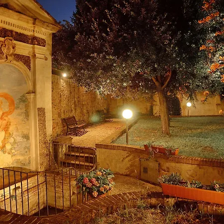 Palazzo Pierantoni ホステル