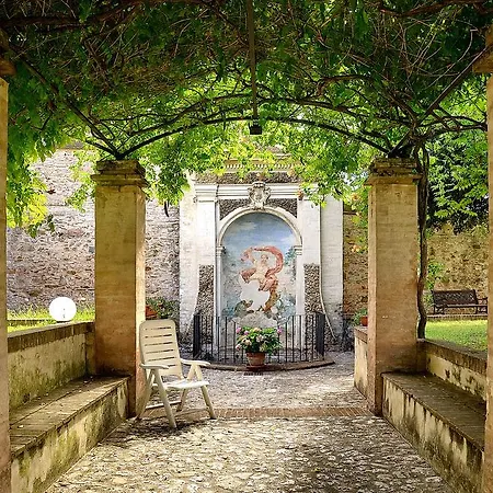 Хостел Palazzo Pierantoni