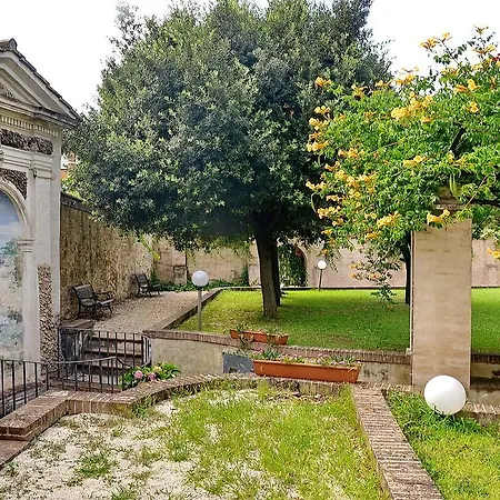 Palazzo Pierantoni ホステル フォリーニョ