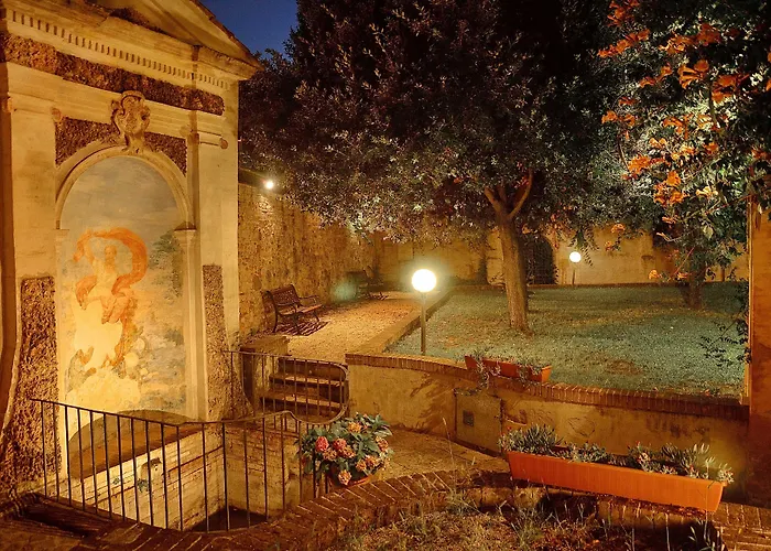 Palazzo Pierantoni Hostel