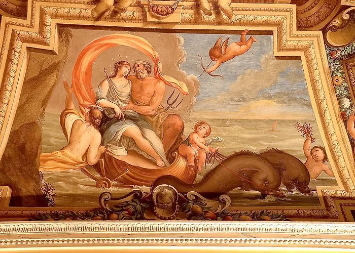 Palazzo Pierantoni Hostel *