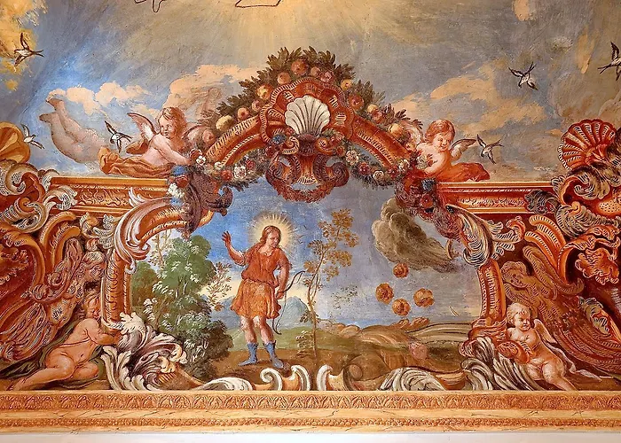 Palazzo Pierantoni Hostel